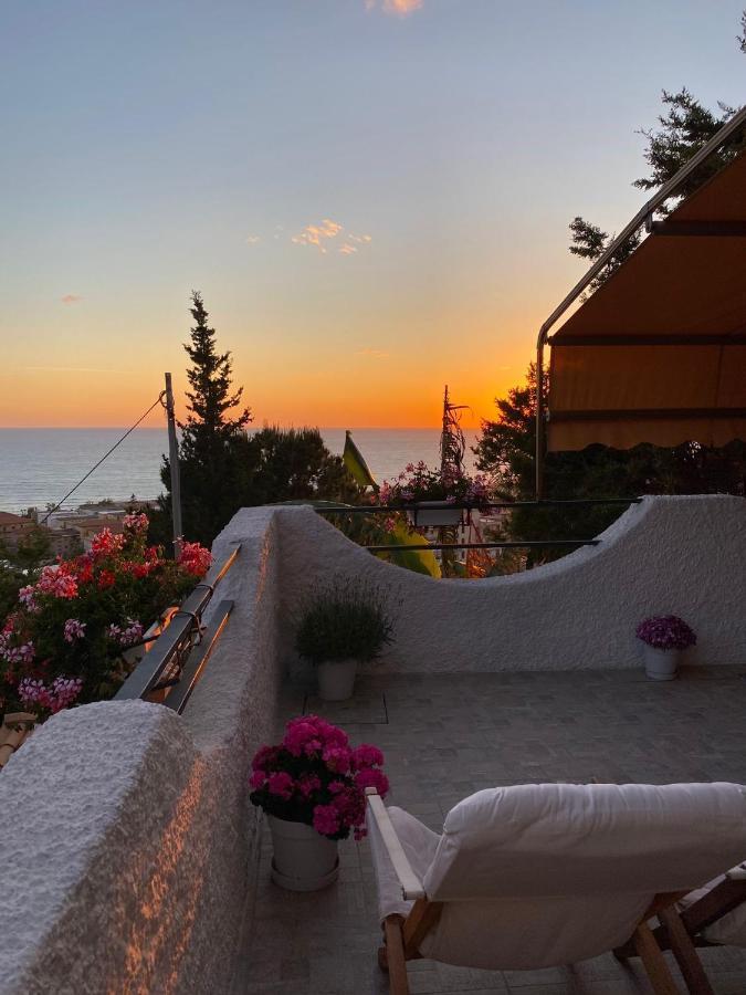 Aparthotel Vista Stromboli Paola Exterior foto