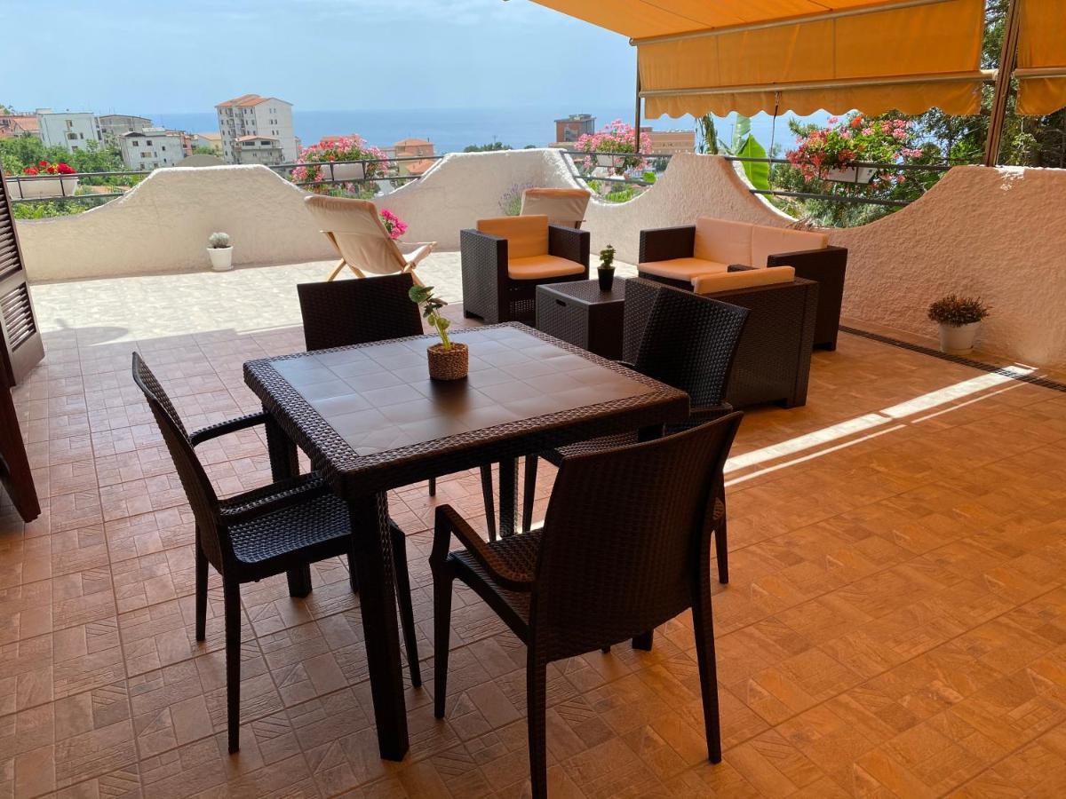 Aparthotel Vista Stromboli Paola Exterior foto